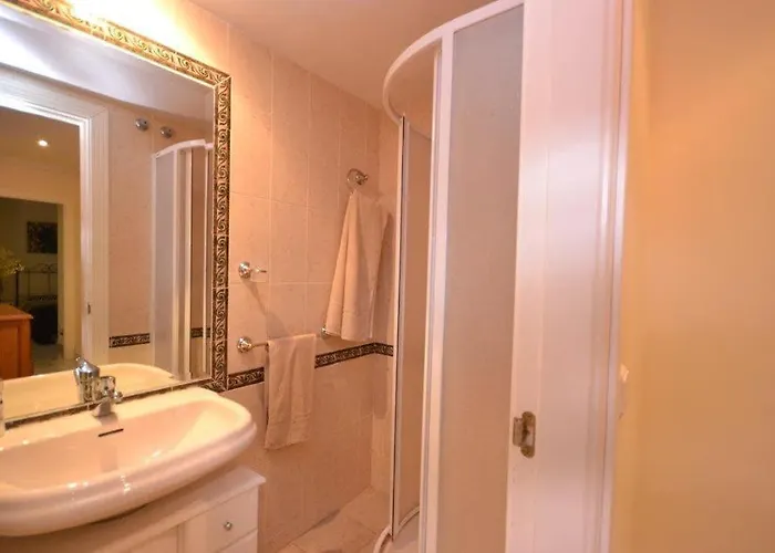 Puerto Banus Stor Lyxig Duplex Med Garageplats Apartment Marbella