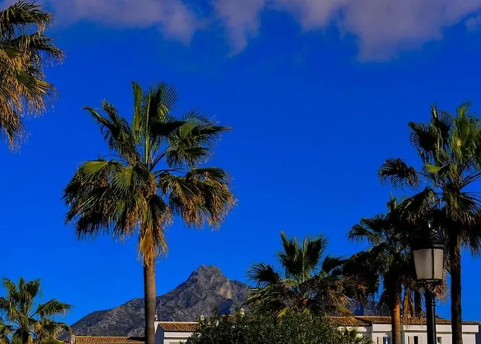 Puerto Banus Stor Lyxig Duplex Med Garageplats Marbella